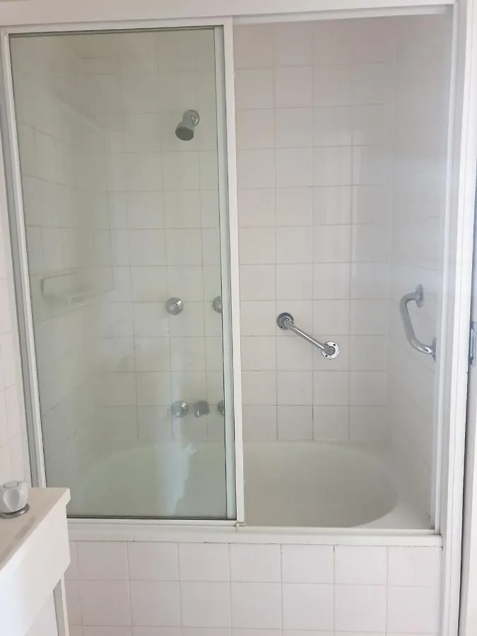 Surfers Holiday Apartments Gold Coast