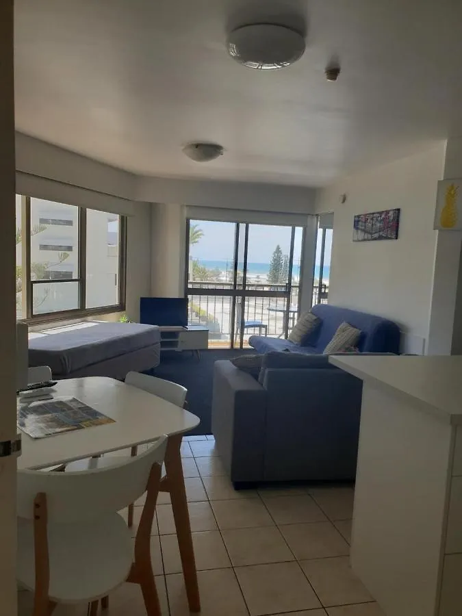Surfers Holiday Apartments Gold Coast